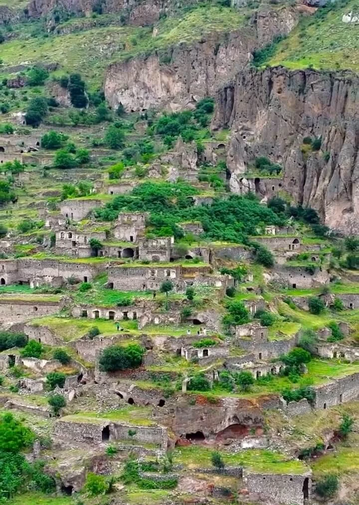 ტური ძველ ხოთში
